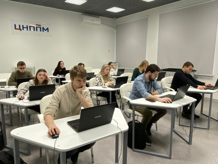 Повышение квалификации молодых специалистов ЛМИ.